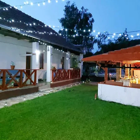 Lotusz Vendeghaz-demjen Daire *